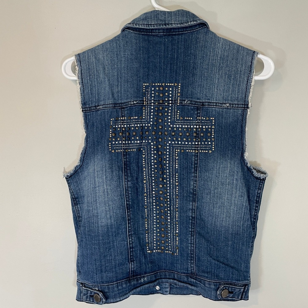 Sapphire Ink Women Med Wash Denim Vest Studded Cross Back Frayed Size L Western